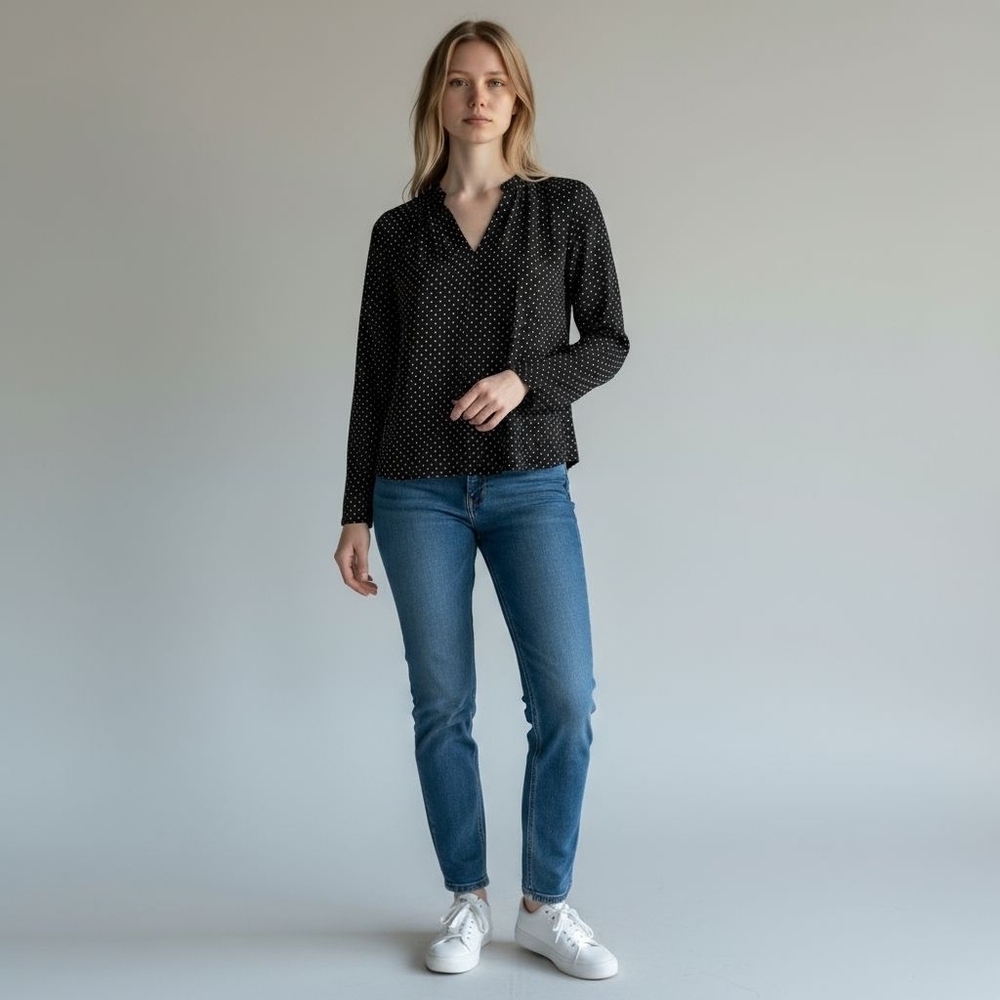 Old Navy Black & White Open Polka Dot Long Sleeve Shirt